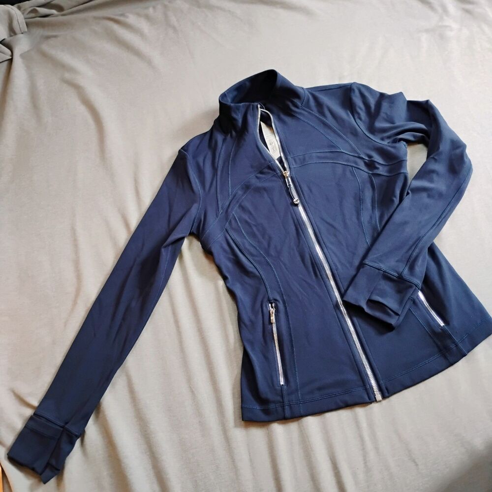 Lululemon Define Jacket Size 8 Navy Blue Full Zip Luon Yoga Running Activewear - Picture 7 of 16